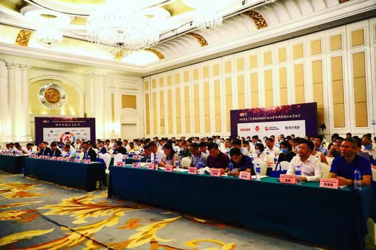 广东线缆协会第三届会员代表大会暨换届选举大会在广州举行